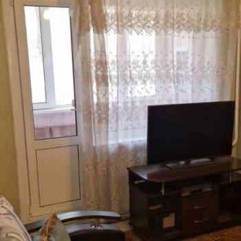 Продается Многокомнатная квартира, 70,7 м²
