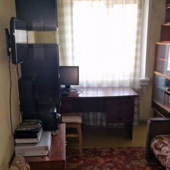 Продается Многокомнатная квартира, 70,7 м²