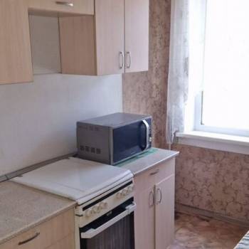 Продается Многокомнатная квартира, 70,7 м²
