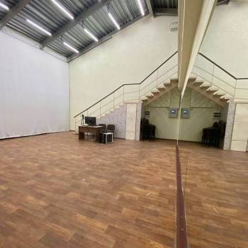 Сдается Нежилое помещение, 170 м²