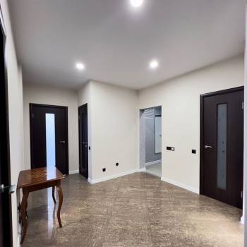 Сдается 2-х комнатная квартира, 90 м²