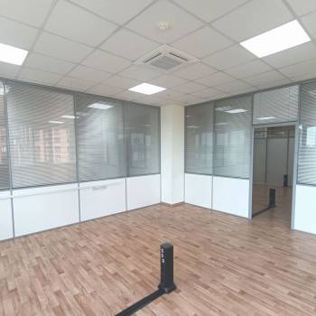 Сдается Нежилое помещение, 132,9 м²