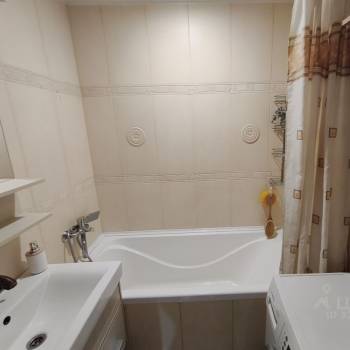 Продается 3-х комнатная квартира, 65 м²