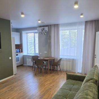 Сдается 2-х комнатная квартира, 42 м²