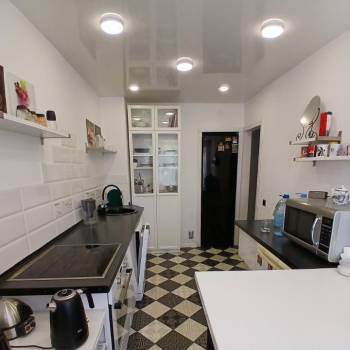 Продается Многокомнатная квартира, 65,9 м²