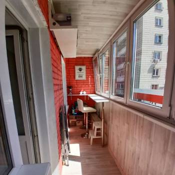 Продается Многокомнатная квартира, 65,9 м²