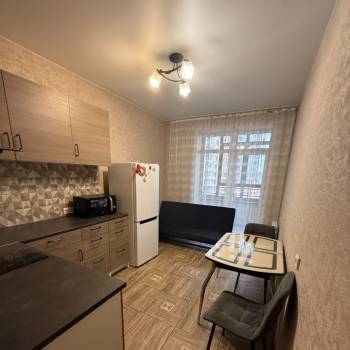 Сдается 1-комнатная квартира, 45,5 м²