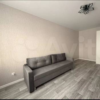 Сдается 1-комнатная квартира, 37 м²