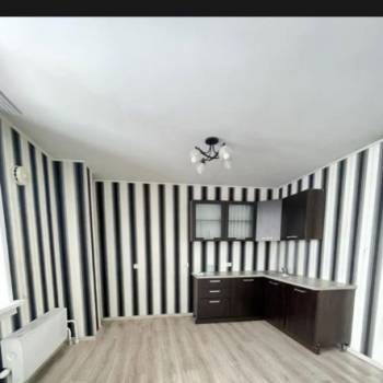Продается 1-комнатная квартира, 40 м²