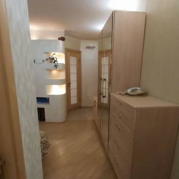 Сдается Многокомнатная квартира, 58,6 м²