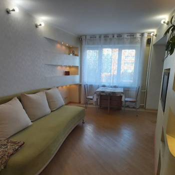 Сдается Многокомнатная квартира, 58,6 м²