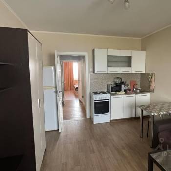Сдается 2-х комнатная квартира, 40 м²