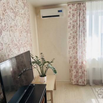 Сдается 2-х комнатная квартира, 65 м²