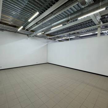 Сдается Нежилое помещение, 121 м²