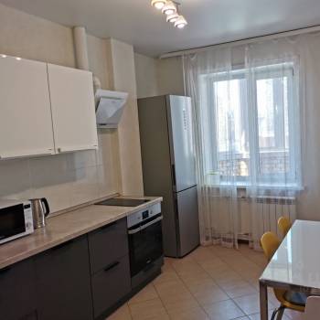 Сдается 1-комнатная квартира, 39 м²