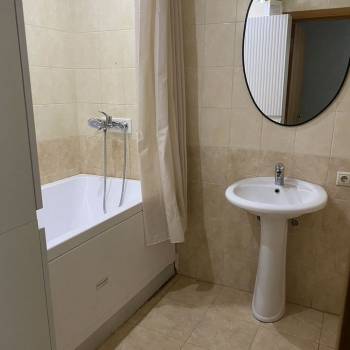 Продается 2-х комнатная квартира, 73 м²
