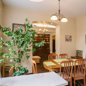 Продается Многокомнатная квартира, 138 м²