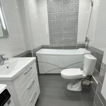 Сдается 1-комнатная квартира, 42 м²