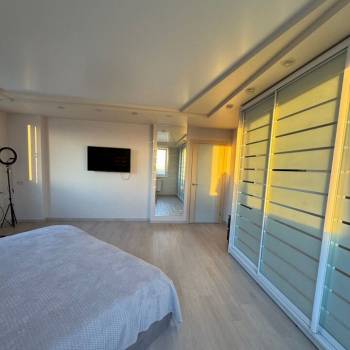 Сдается Многокомнатная квартира, 96 м²