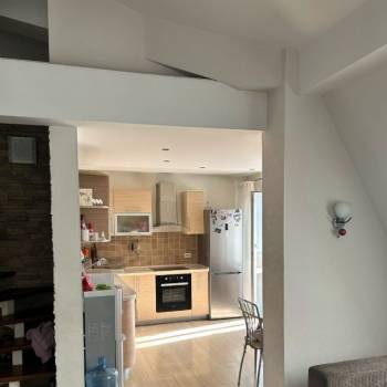 Продается 2-х комнатная квартира, 101,5 м²