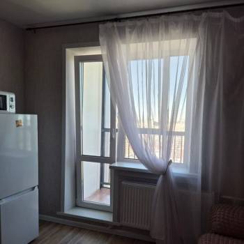 Сдается 1-комнатная квартира, 38 м²