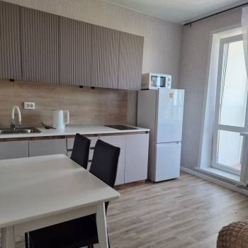 Сдается 1-комнатная квартира, 38 м²