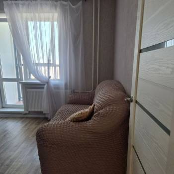 Сдается 1-комнатная квартира, 38 м²