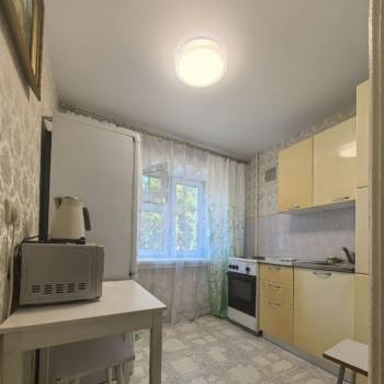 Сдается 2-х комнатная квартира, 42 м²