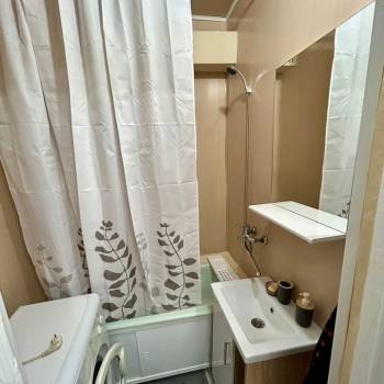 Сдается 1-комнатная квартира, 35 м²