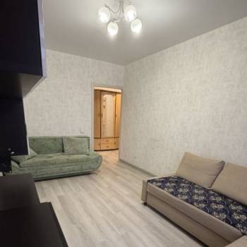 Сдается 1-комнатная квартира, 38 м²