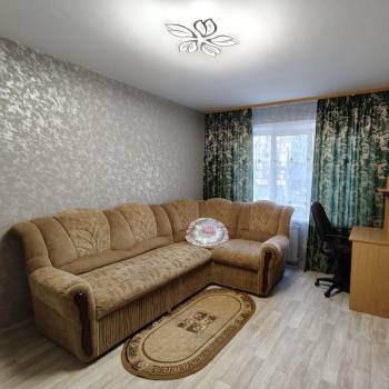 Сдается Многокомнатная квартира, 60 м²
