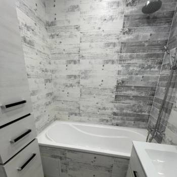 Сдается 1-комнатная квартира, 43 м²