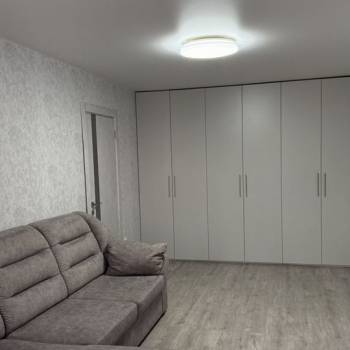 Продается Многокомнатная квартира, 75,1 м²