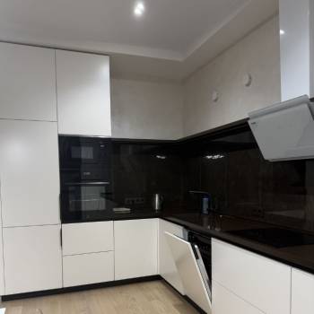 Сдается Многокомнатная квартира, 107 м²