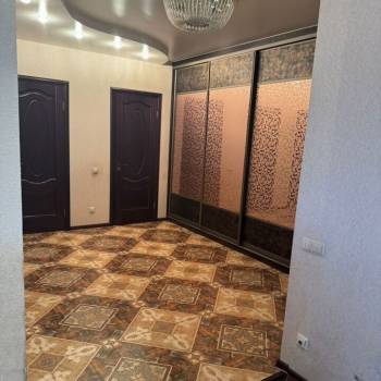 Сдается Многокомнатная квартира, 70 м²