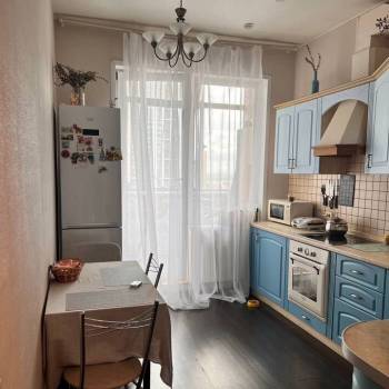Сдается 1-комнатная квартира, 39,6 м²