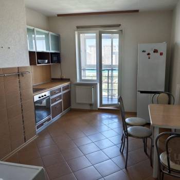 Сдается Многокомнатная квартира, 92 м²