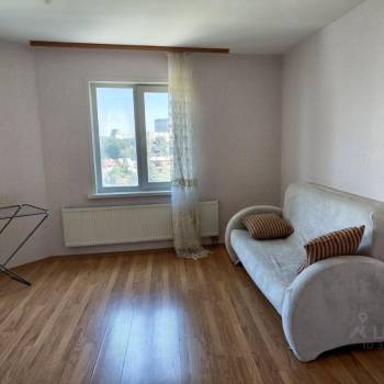 Сдается Многокомнатная квартира, 92 м²