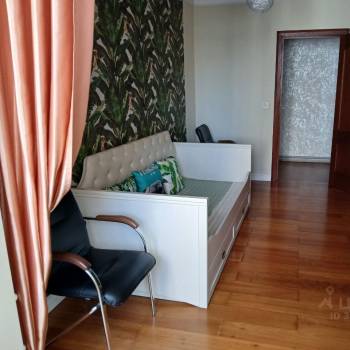 Продается Многокомнатная квартира, 107,7 м²