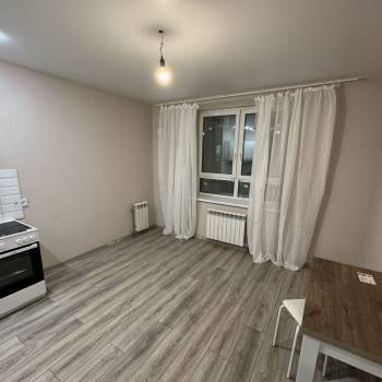 Продается 1-комнатная квартира, 42,6 м²