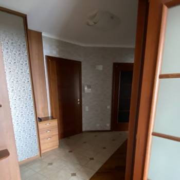 Сдается 2-х комнатная квартира, 76 м²