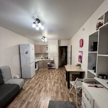 Продается 1-комнатная квартира, 45,7 м²