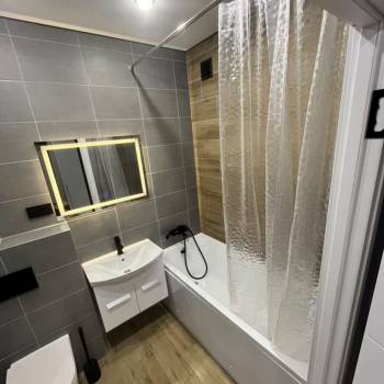 Сдается Многокомнатная квартира, 90 м²