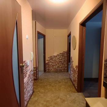 Сдается Многокомнатная квартира, 60 м²