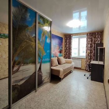 Сдается Многокомнатная квартира, 60 м²
