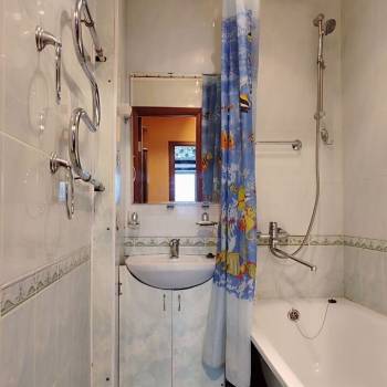 Сдается Многокомнатная квартира, 60 м²
