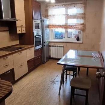 Сдается Многокомнатная квартира, 84 м²