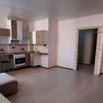 Продается 1-комнатная квартира, 40 м²