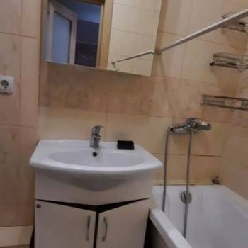Продается 1-комнатная квартира, 40 м²