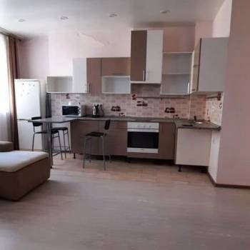 Продается 1-комнатная квартира, 40 м²